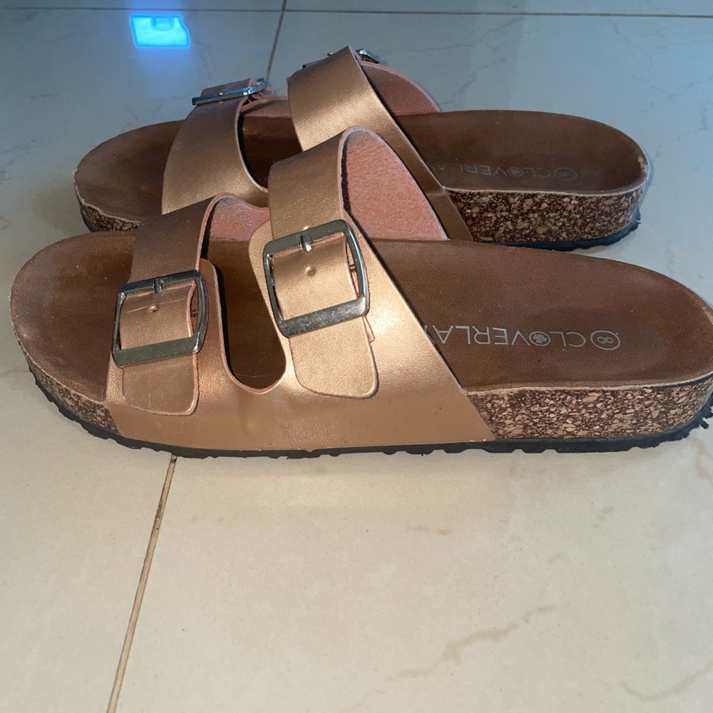 Sandals - Picture 4 of 5